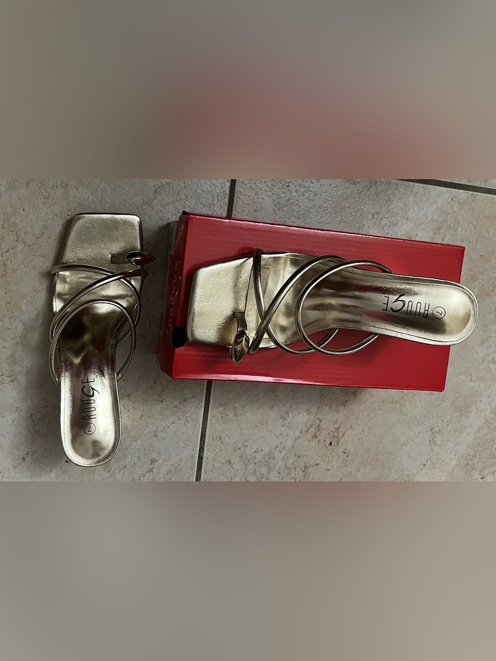 Heel Metallic Gold